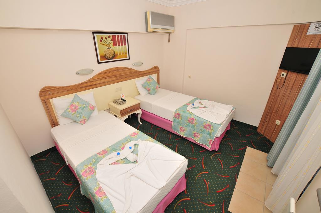 Hotel Pelin Fethiye Exterior photo